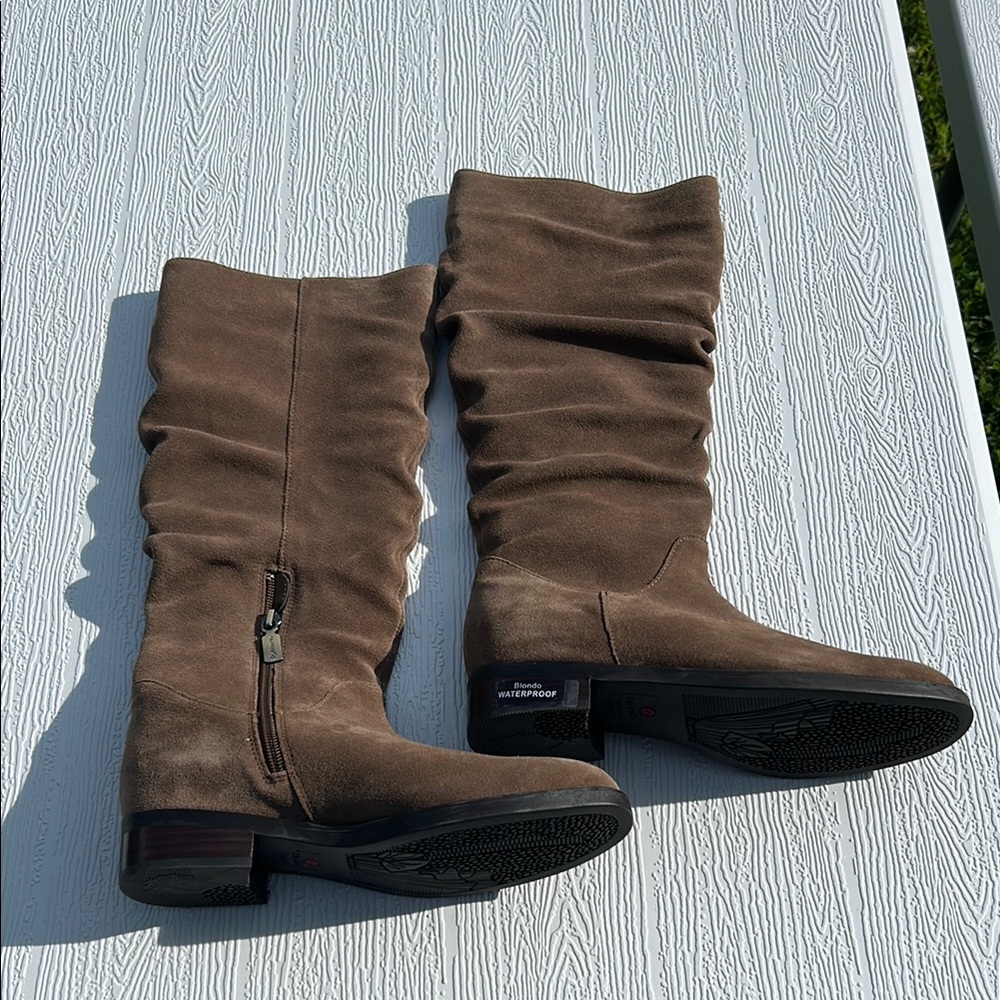 Blondo Brown Boots with Ruched Design